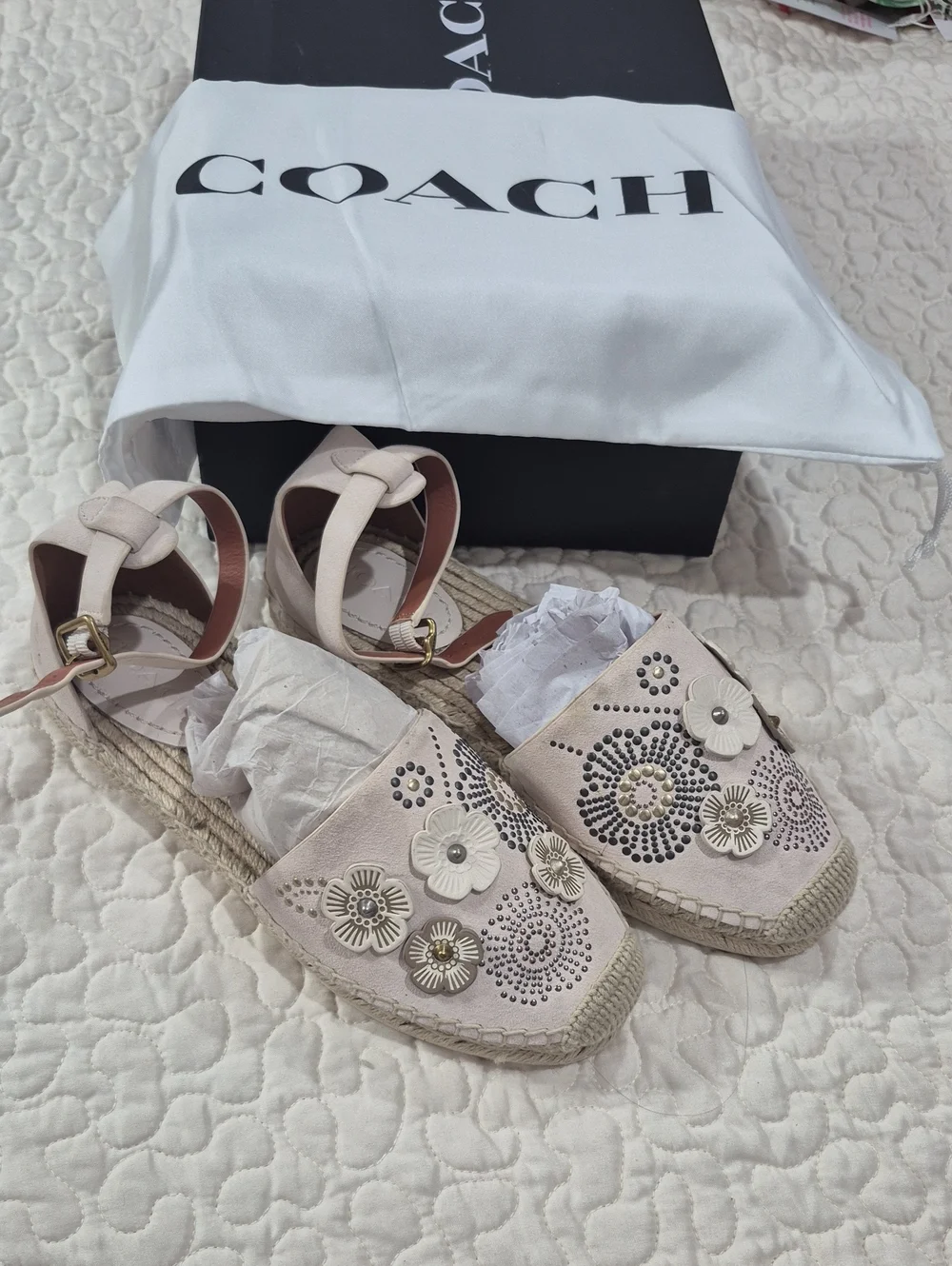 COACH Blush Floral Studded Espadrille Sandals Size 6B